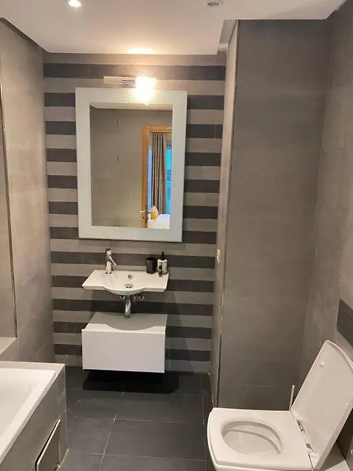 Marina Apartment Ocean View Καζαμπλάνκα